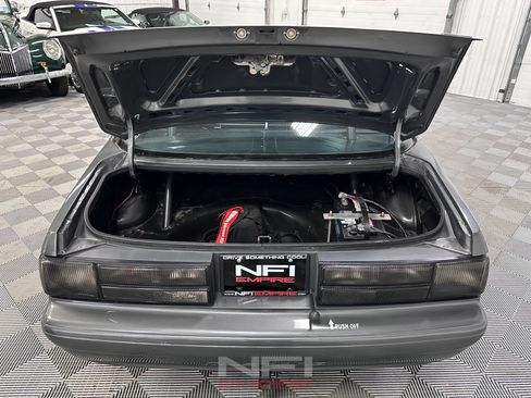 Used 1988 Ford Mustang LX RWD image 38
