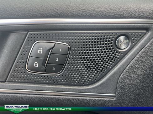 Used 2022 Ford Edge ST w/ Equipment Group 401A image 11