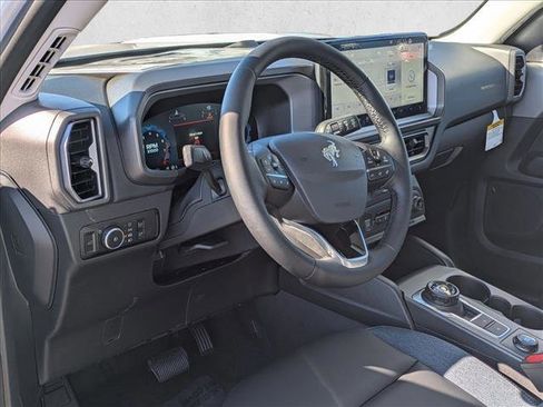 New 2025 Ford Bronco Sport Outer Banks image 3