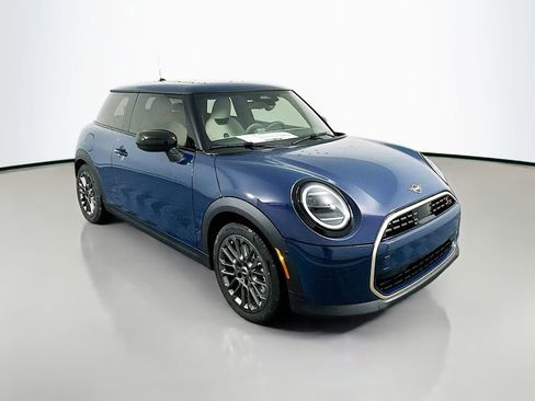 Certified 2025 MINI Cooper S image 3