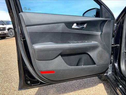 Certified 2023 Kia Forte GT-Line image 22