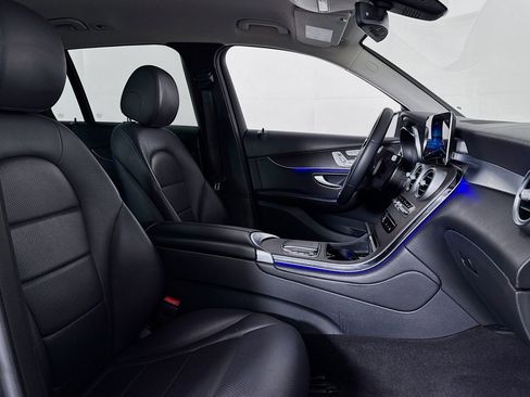 Certified 2021 Mercedes-Benz GLC 300 image 6