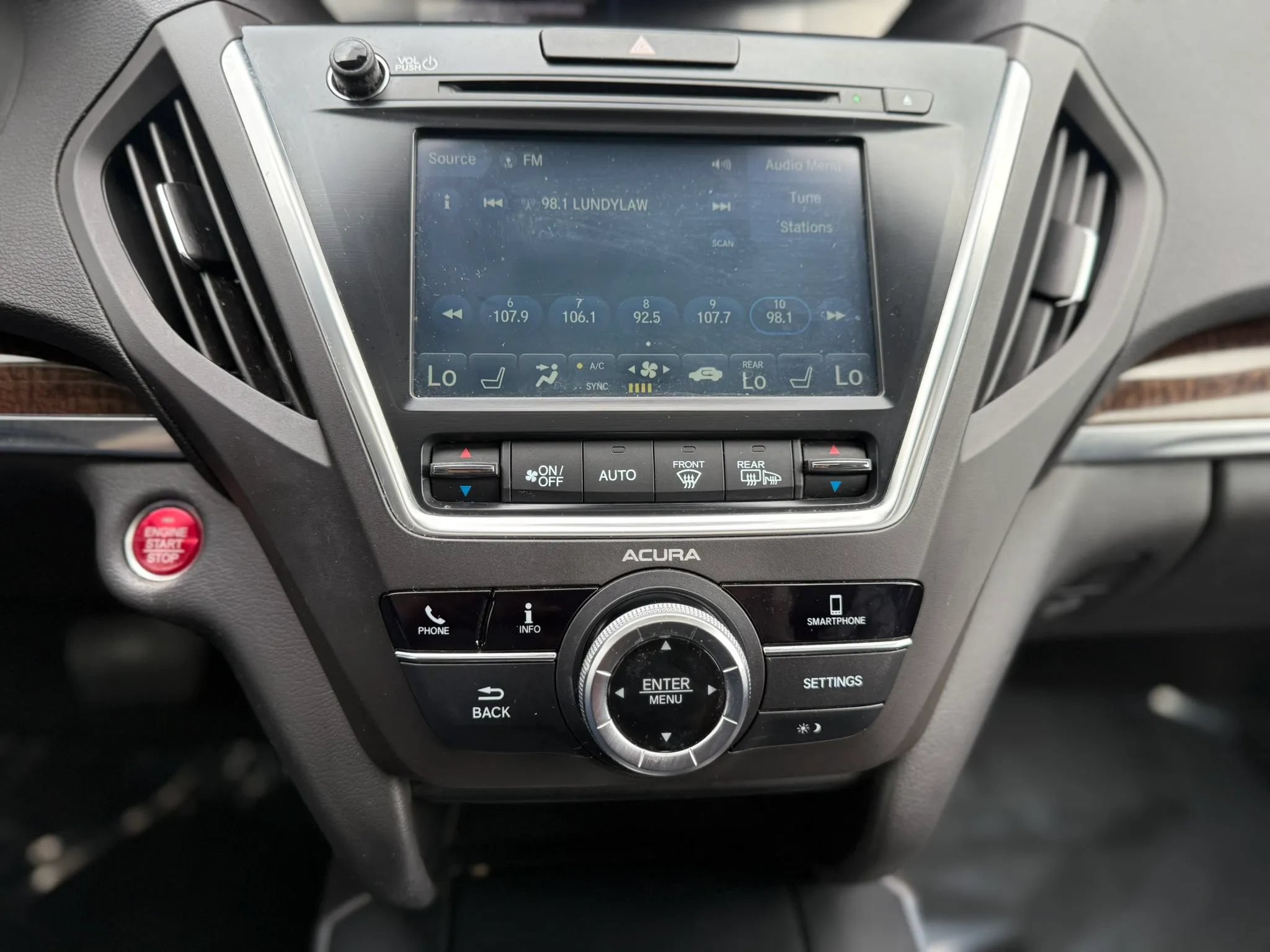 Used 2018 Acura MDX SH-AWD image 23
