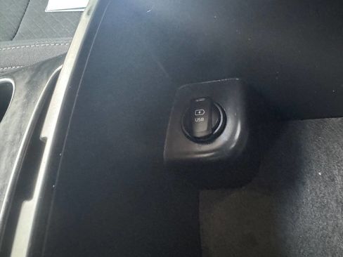 Used 2016 Kia Sorento LX w/ LX Convenience Package image 37