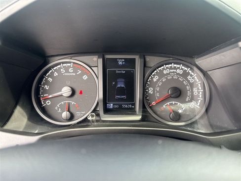 Used 2022 Toyota Tacoma SR AWD/4WD image 11