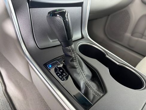 Used 2016 Toyota Camry LE image 30