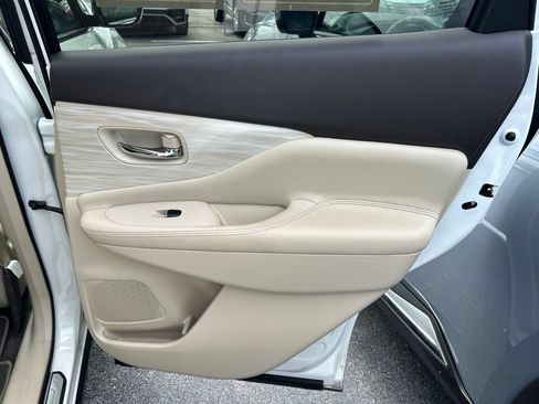 Used 2016 Nissan Murano Platinum w/ Platinum Technology Package FWD image 46