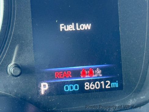 Used 2021 Toyota Corolla LE w/ LE Convenience Package image 17