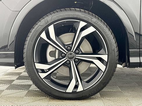 Certified 2024 Audi Q3 2.0T Premium Plus w/ Premium Plus Package AWD/4WD image 30