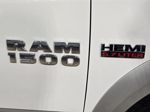 Used 2017 RAM 1500 Laramie image 10