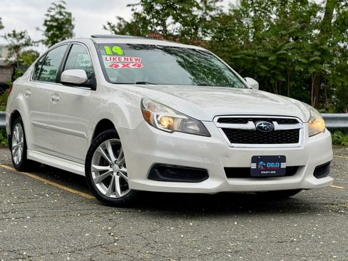 Used 2014 Subaru Legacy 2.5i Premium AWD/4WD image 7