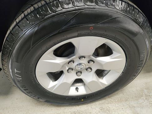 Used 2022 RAM 1500 Big Horn w/ Trailer Tow Group image 3