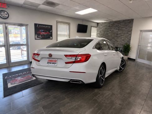 Used 2019 Honda Accord Sport image 5
