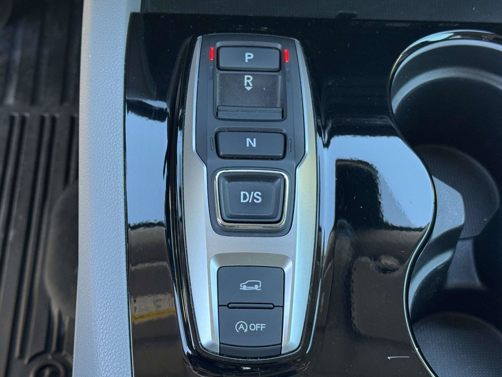 Used 2019 Honda Pilot Touring image 8