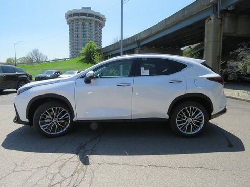 Used 2024 Lexus NX 350 AWD w/ Vision Package image 13