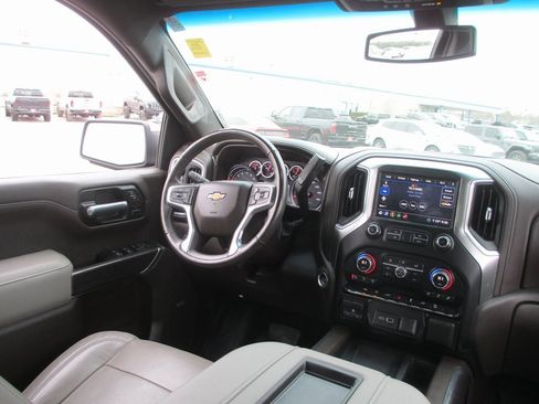 Used 2020 Chevrolet Silverado 1500 LTZ w/ LTZ Plus Package image 25