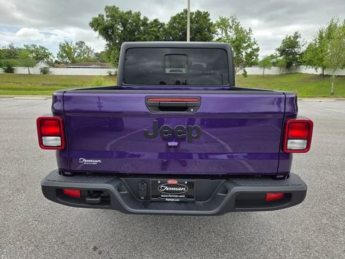 New 2026 Jeep Gladiator Sport image 12