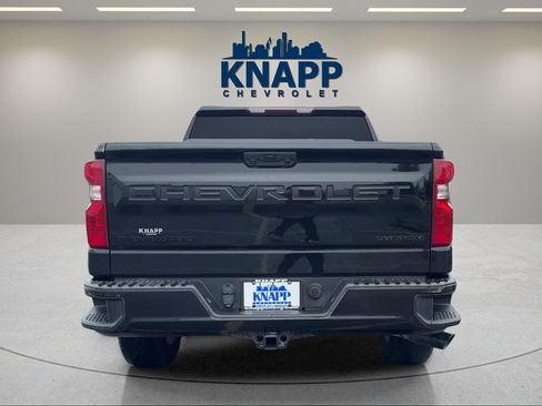 Used 2023 Chevrolet Silverado 1500 Custom w/ LPO, Dark Essentials Package RWD image 4