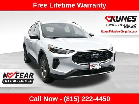 Used 2025 Ford Escape ST-Line image 1