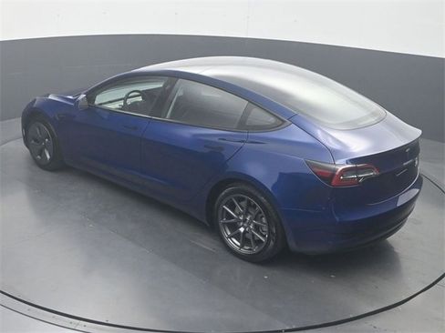 Used 2023 Tesla Model 3 Standard Range image 21