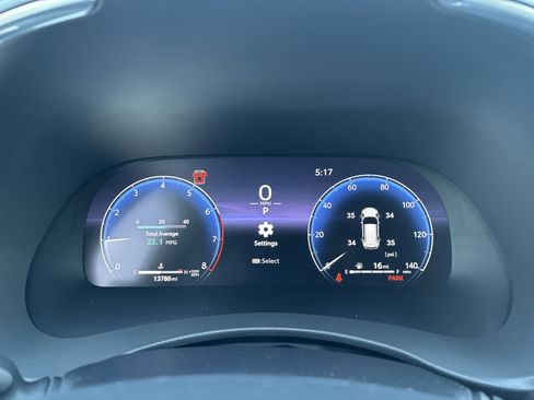 Used 2024 Toyota Highlander XLE image 22