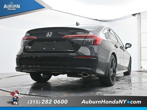 Used 2023 Honda Civic Sport image 21