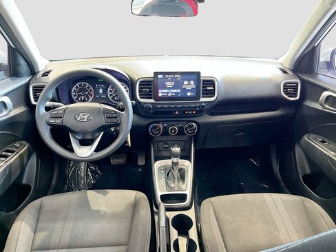 Used 2021 Hyundai Venue SE image 20