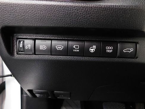 Used 2023 Toyota RAV4 Limited image 31