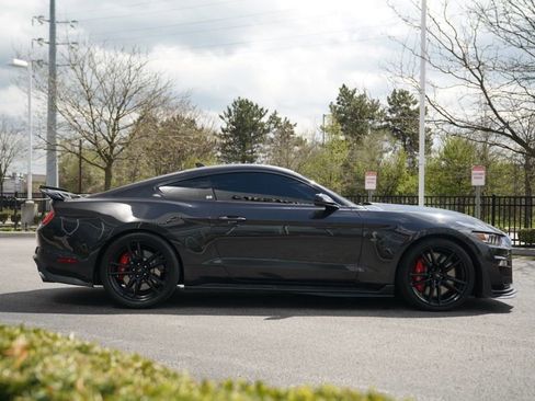Used 2022 Ford Mustang Shelby GT500 w/ Technology Package RWD image 31