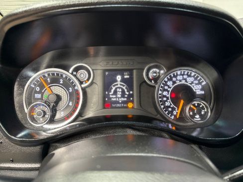 Used 2019 RAM 3500 Tradesman w/ Chrome Appearance Group image 17