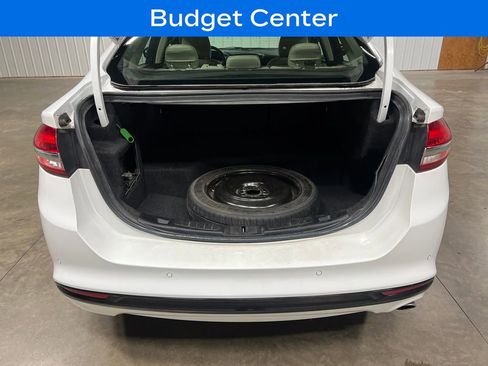 Used 2017 Ford Fusion Titanium FWD image 11
