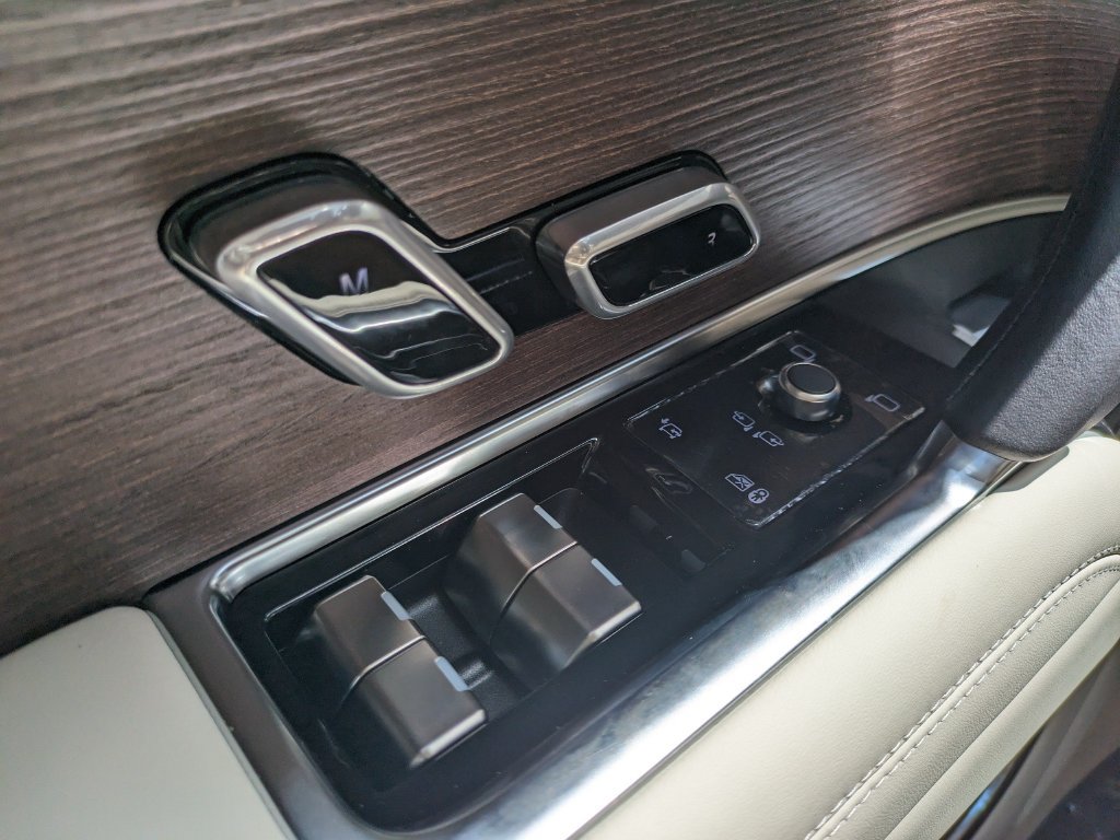 New 2026 Land Rover Range Rover SE AWD/4WD image 19