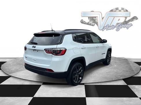 Used 2026 Jeep Compass Limited AWD/4WD image 4