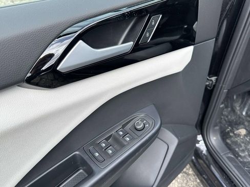 New 2025 Volkswagen Taos S FWD image 11