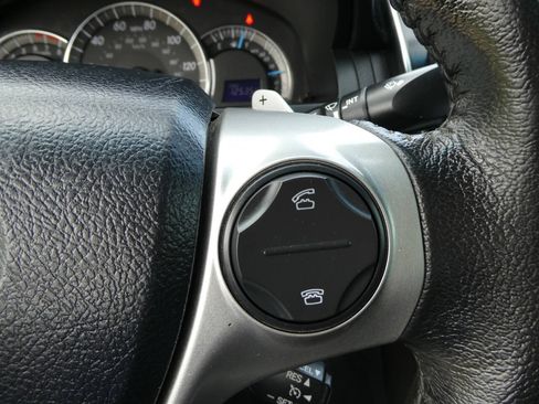 Used 2012 Toyota Camry SE FWD image 13