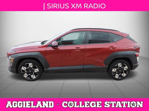 Used 2024 Hyundai Kona SEL FWD image 7