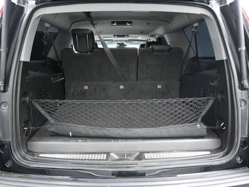 Used 2018 Cadillac Escalade ESV Premium Luxury AWD/4WD image 25