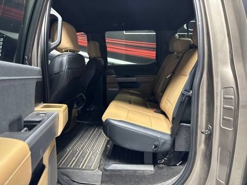 Used 2022 Ford F150 Lariat AWD/4WD image 11