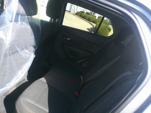 Used 2020 Chevrolet Trax LS w/ Tint and Cruise Package image 33