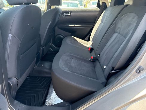 Used 2014 Nissan Rogue S image 13