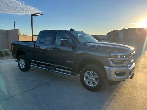 Used 2026 RAM 2500 Big Horn AWD/4WD image 5