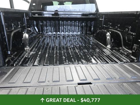 Used 2025 GMC Sierra 1500 SLT image 22