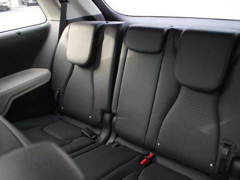 Used 2024 Kia Carnival SX Prestige FWD image 28