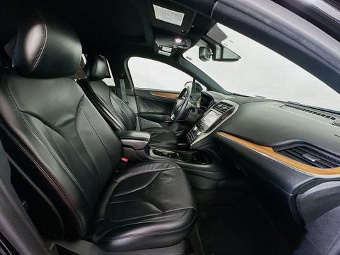 Used 2019 Lincoln MKC Reserve w/ MKC Climate Package AWD/4WD image 29