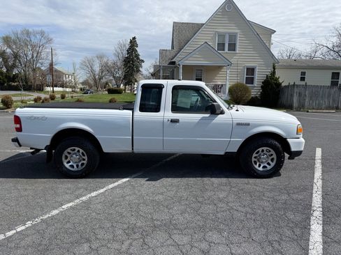 Used 2010 Ford Ranger 4x4 SuperCab image 2