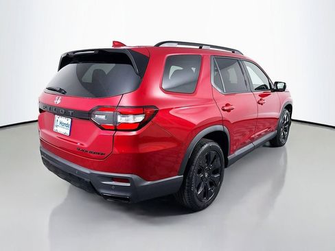 New 2026 Honda Pilot Black Edition image 7