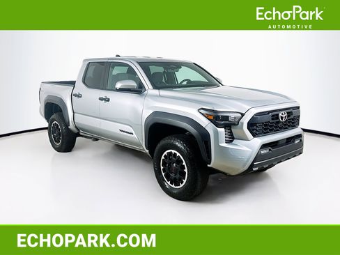 Used 2024 Toyota Tacoma TRD Off-Road AWD/4WD image 1