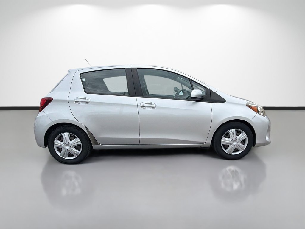 Used 2017 Toyota Yaris L FWD image 2