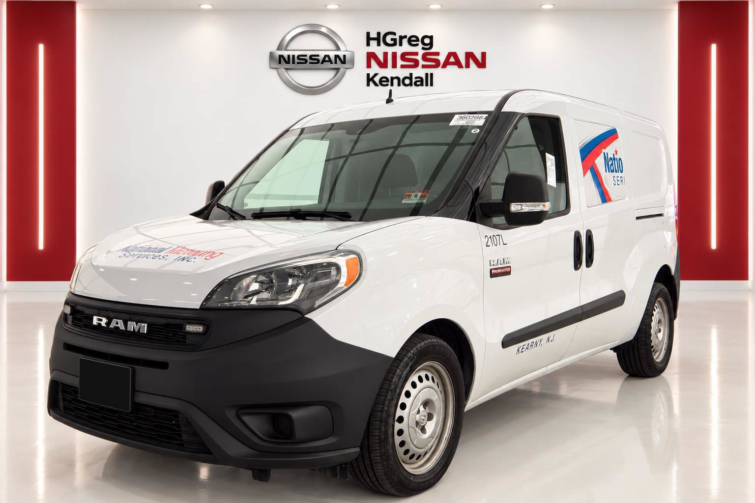 Used 2021 RAM ProMaster City Tradesman FWD image 2