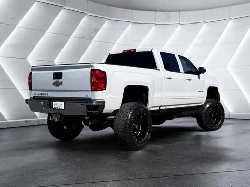 Used 2017 Chevrolet Silverado 2500 LT AWD/4WD image 5